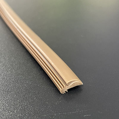 Πόρτα Weatherstrip PVC cOem τύπων αυλακώσεων εύκολο να εγκαταστήσει το CE εγκεκριμένο
